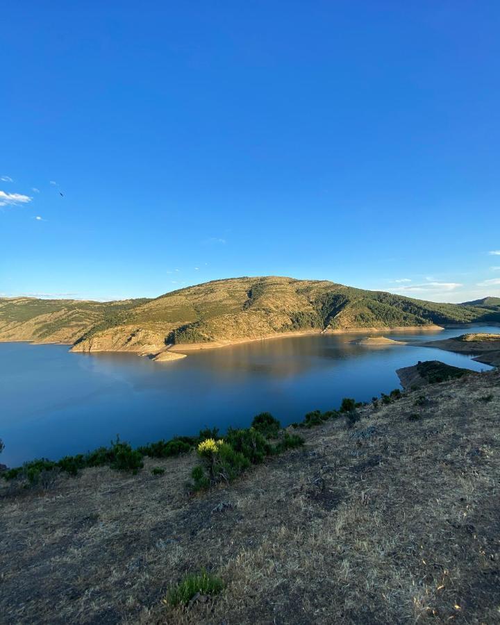 El Lago Cervera de Buitrago Εξωτερικό φωτογραφία