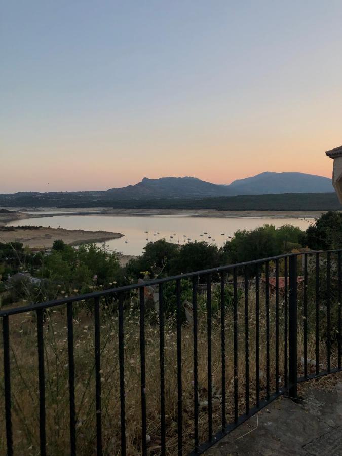 El Lago Cervera de Buitrago Εξωτερικό φωτογραφία
